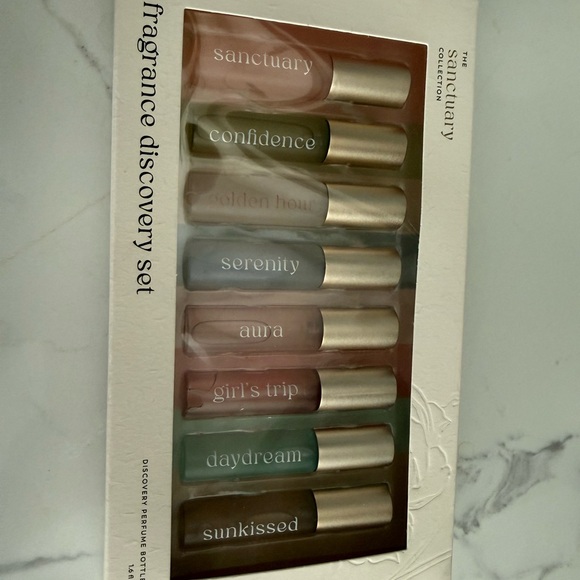 Altar’d State The Sanctuary Collection Fragrance Discovery Set unopened - Picture 2 of 6